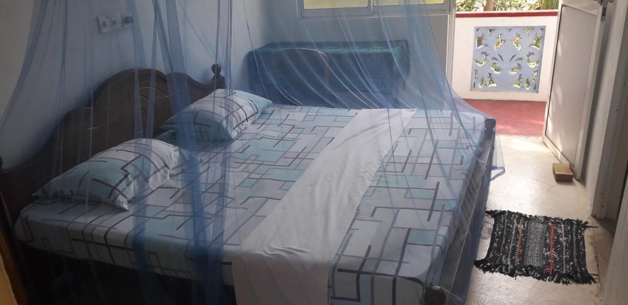 Ameesha Guesthouse Unawatuna Bagian luar foto
